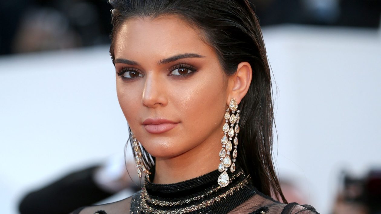 Kendall Jenner Net Worth, Early Life, Career 2023